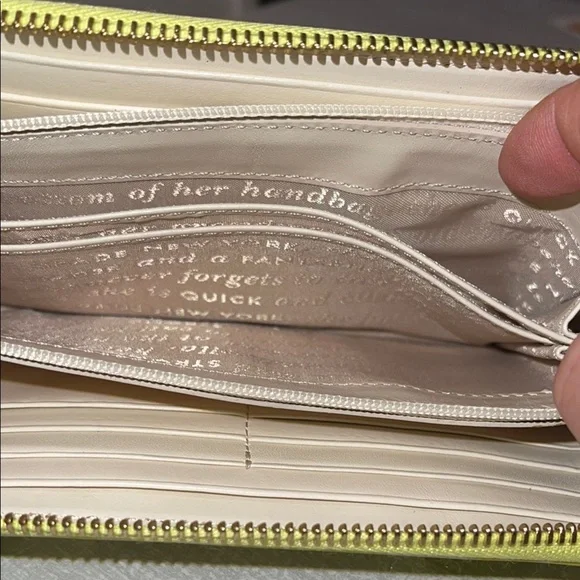 EUC ♠️ Kate Spade Lime Print Zip Wallet Zip Interior Coin Pocket & 12 Card Slots - Picture 13 of 17